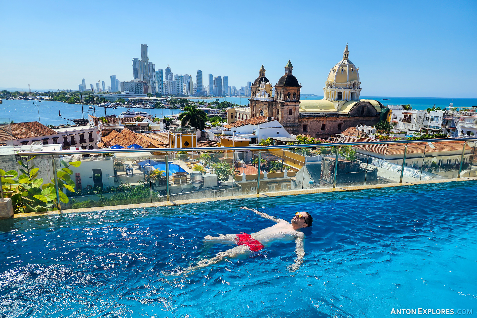 Rooftop pool in Movich Hotel